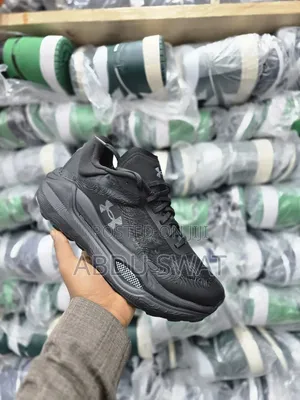 Under Armour Infinity