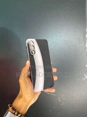 New Samsung Galaxy A56 256 GB Silver