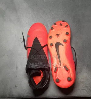 Football Boots (Shoes) for Kids