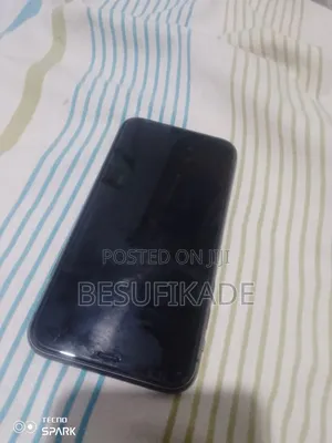 Apple iPhone 11 128 GB Black
