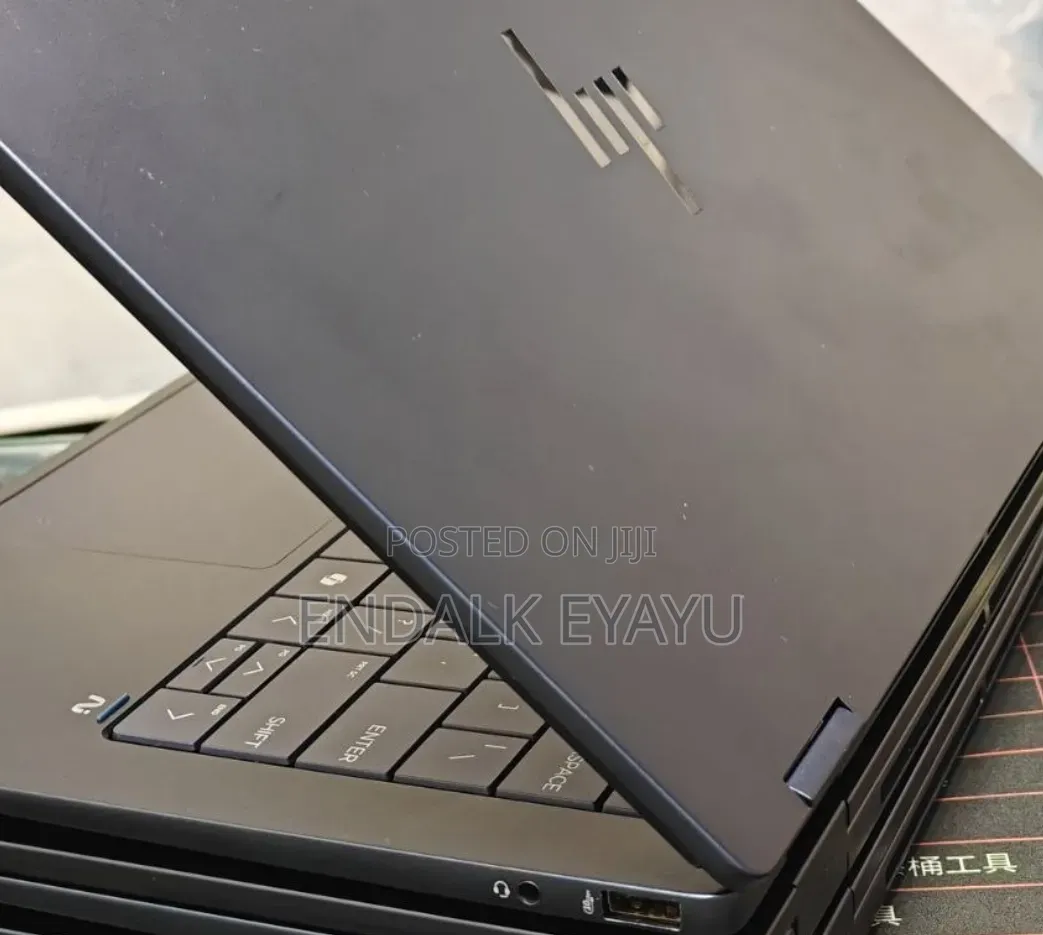 New Laptop HP OmniBook X Flip 14" 16GB Intel Core Ultra 7 SSD 1T
