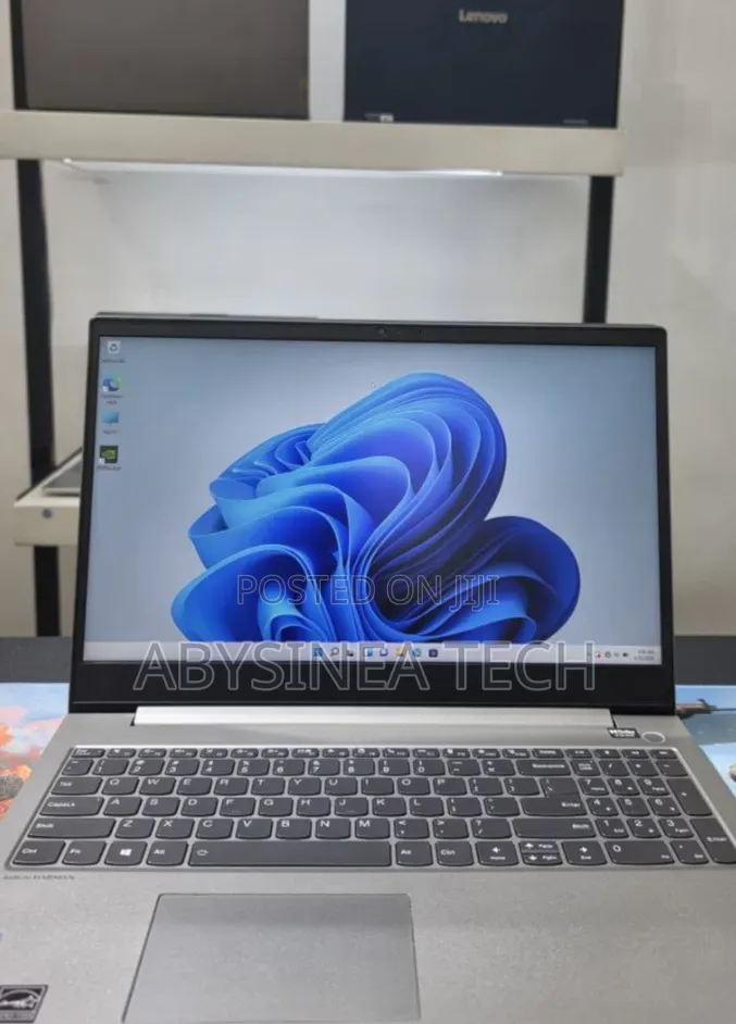 New Laptop Lenovo ThinkBook 15 16GB Intel Core i5 SSD 512GB