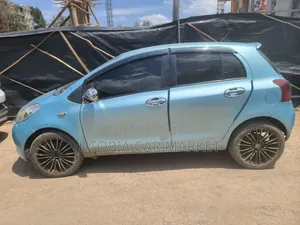 Toyota Yaris 2005