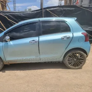 Toyota Yaris 2005