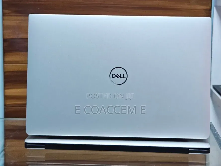 New Laptop Dell 16GB Intel Core i7 SSD 512GB