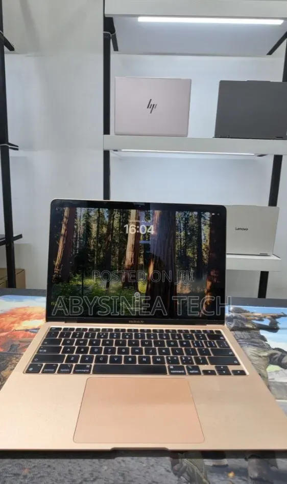 New Laptop Apple MacBook Air 8GB Apple M1 SSD 256GB