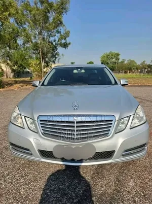 Mercedes-Benz E200 2013 Silver