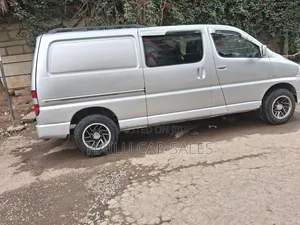 Toyota Land Cruiser 2011 Silver