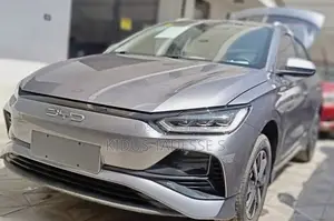 New BYD E2 43 kWh 94 hp FWD 2025 Gray