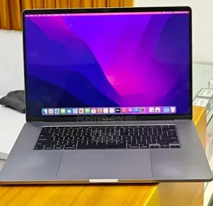 New Laptop Apple MacBook Pro 2018 32GB Intel Core i9 SSD 2T