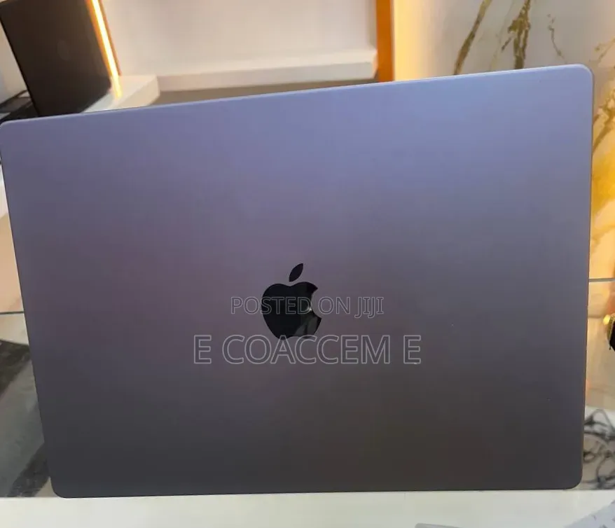 New Laptop Apple MacBook 16GB SSD 512GB