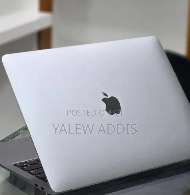 New Laptop Apple MacBook Air 2020 M1 8GB Apple M1 SSD 256GB