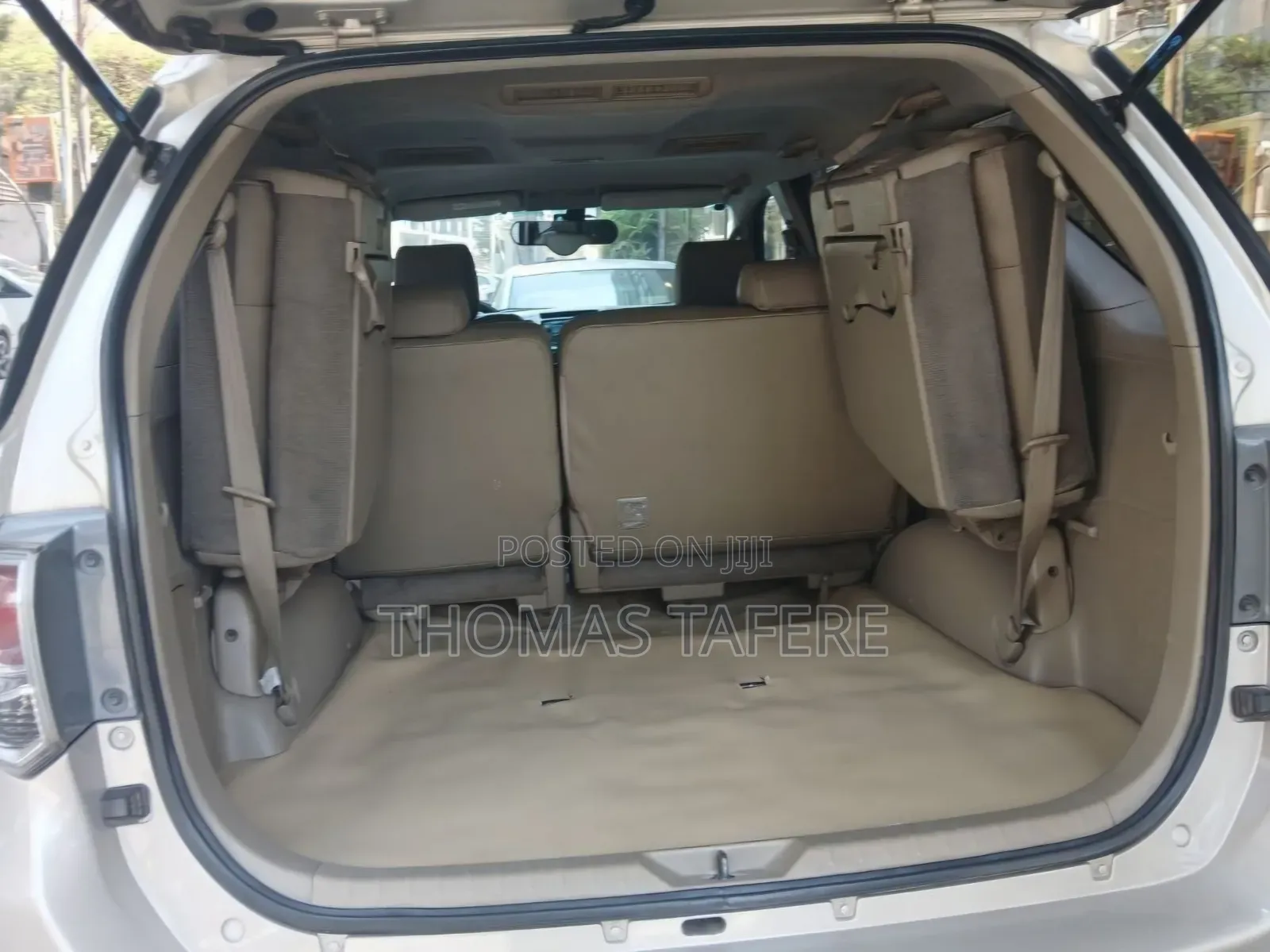 Toyota Fortuner 2011 Beige