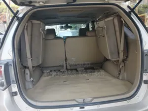 Toyota Fortuner 2011 Beige