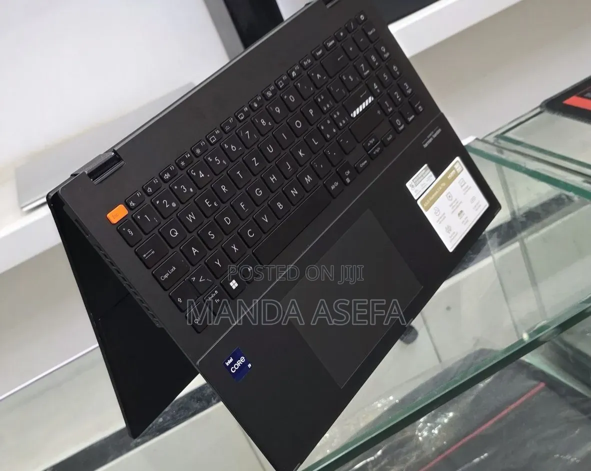 New Laptop Asus Vivobook 15 16GB Intel Core i9 SSD 1T