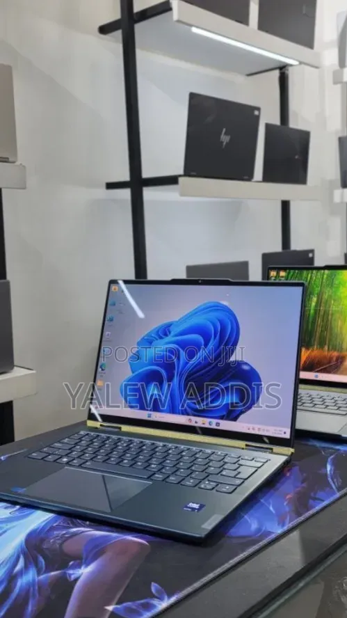 New Laptop Lenovo Yoga 710 16GB Intel Core Ultra 7 SSD 512GB