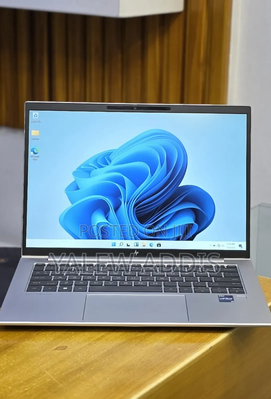 New Laptop HP EliteBook 840 10 16GB Intel Core i7 SSD 512GB