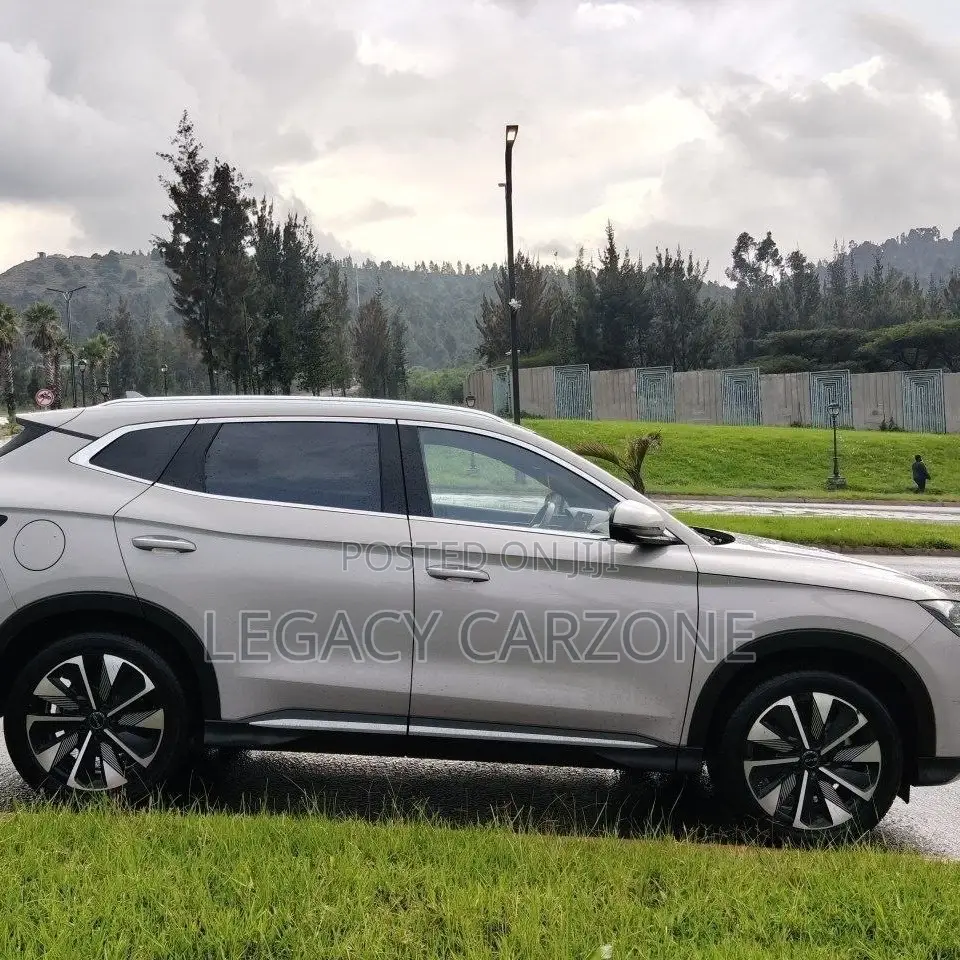 BYD Song Plus 2024 White