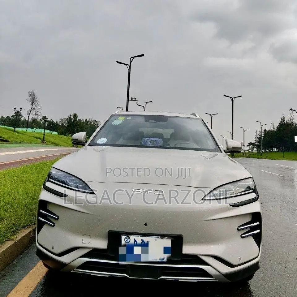 BYD Song Plus 2024 White