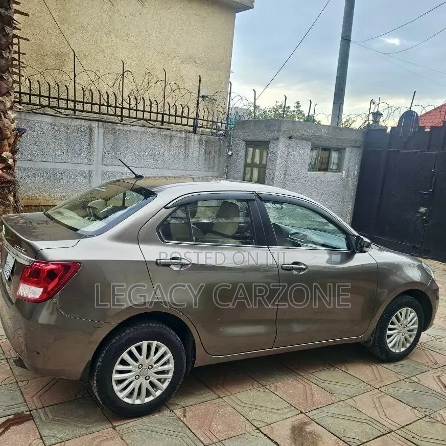 Suzuki Dzire 2022 White