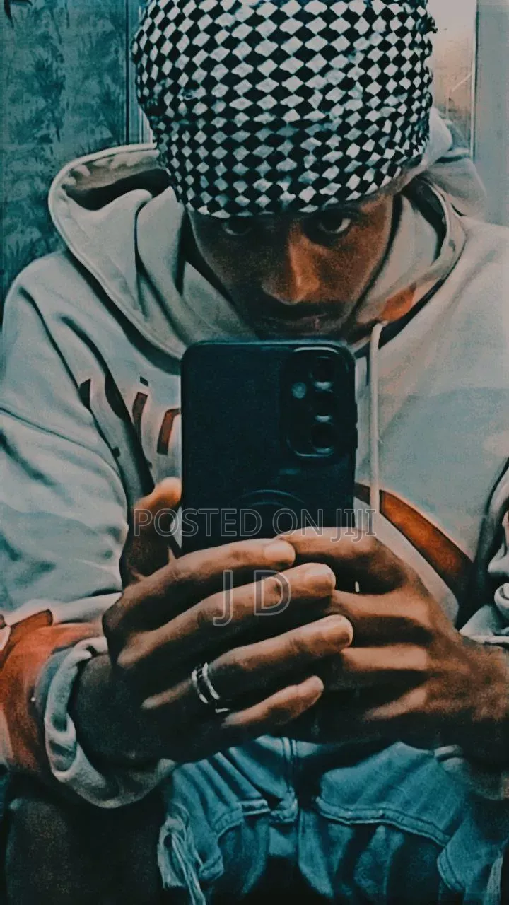 ስራ መስራት እፈልጋለዉ