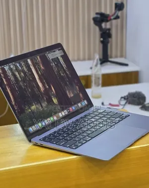 New Laptop Apple MacBook Air 2020 M1 16GB Apple M1 SSD 256GB