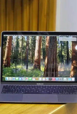 New Laptop Apple MacBook Air 2020 M1 16GB Apple M1 SSD 256GB