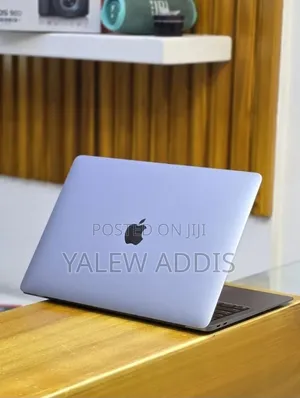New Laptop Apple MacBook Air 2020 M1 16GB Apple M1 SSD 256GB