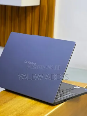 New Laptop Lenovo Ideapad 3 16GB Intel Core i7 SSD 512GB
