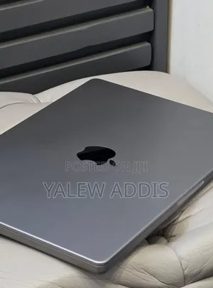 New Laptop Apple MacBook Pro 2021 M1 32GB Apple M1 SSD 512GB