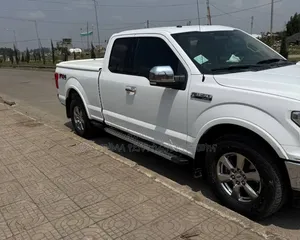 Ford F-150 2018 White