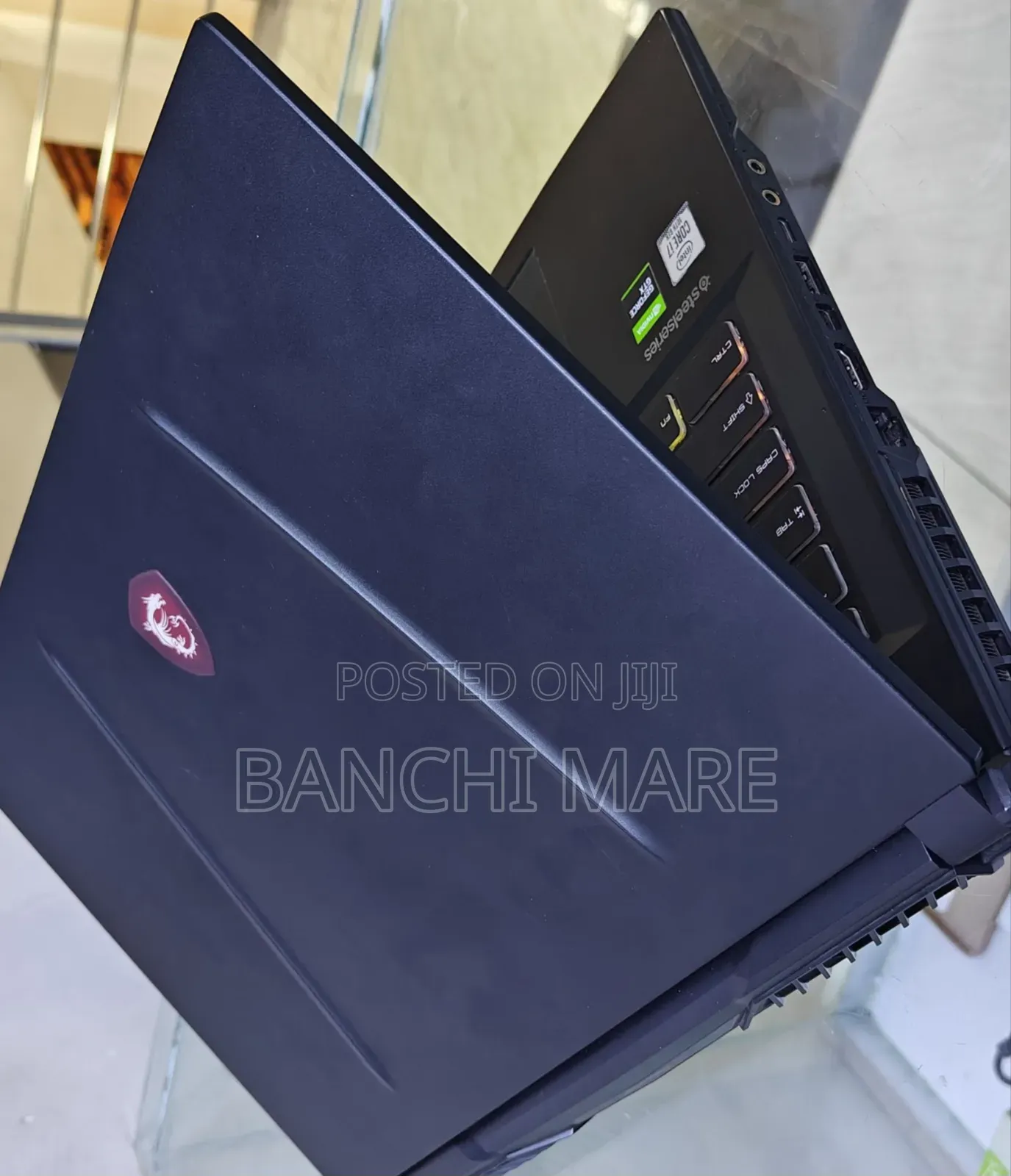 New Laptop MSI GP75 Leopard 16GB Intel Core i7 SSD 512GB