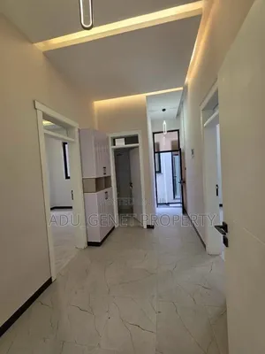 Furnished 5bdrm Apartment in አያት ኮምፓውድ ውስጥ, Yeka for sale
