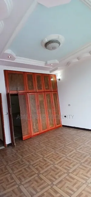 Furnished 5bdrm House in Bole for sale