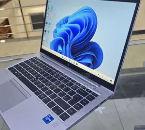 New Laptop HP EliteBook 840 G8 16GB Intel Core i5 SSD 512GB