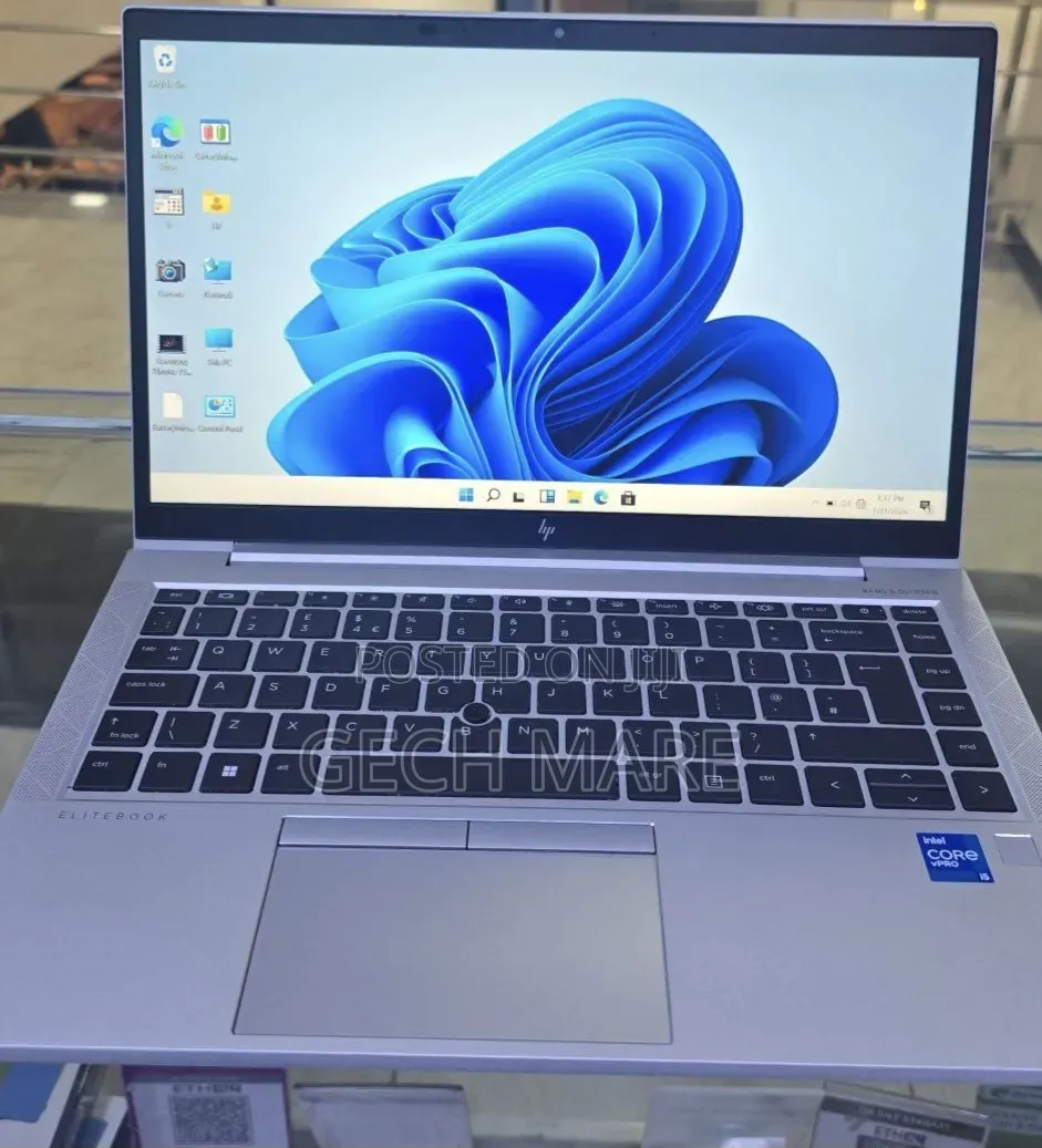 New Laptop HP EliteBook 840 G8 16GB Intel Core i5 SSD 512GB