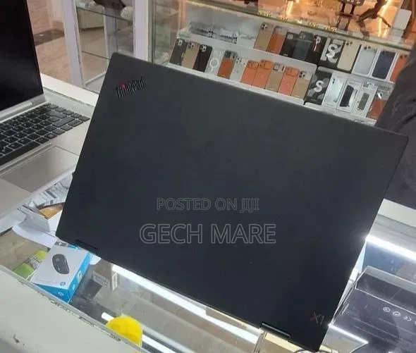 New Laptop Lenovo ThinkPad X1 Yoga 16GB Intel Core i7 SSD 512GB