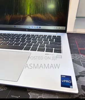 New Laptop HP EliteBook 840 G10 16GB Intel Core i7 SSD 512GB