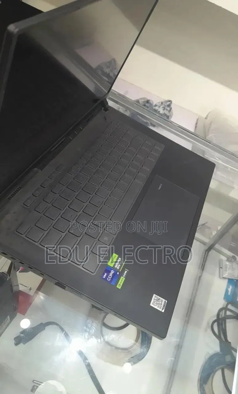 New Laptop Asus ROG Strix G15 16GB Intel Core i9 SSD 1T