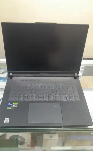 New Laptop Asus ROG Strix G15 16GB Intel Core i9 SSD 1T