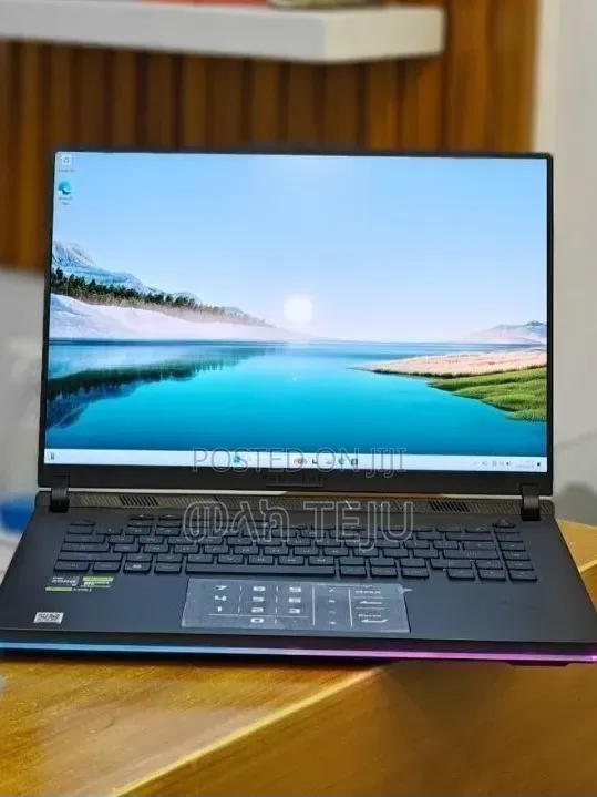 New Laptop Asus ROG Strix G15 16GB Intel Core i7 SSD 1T