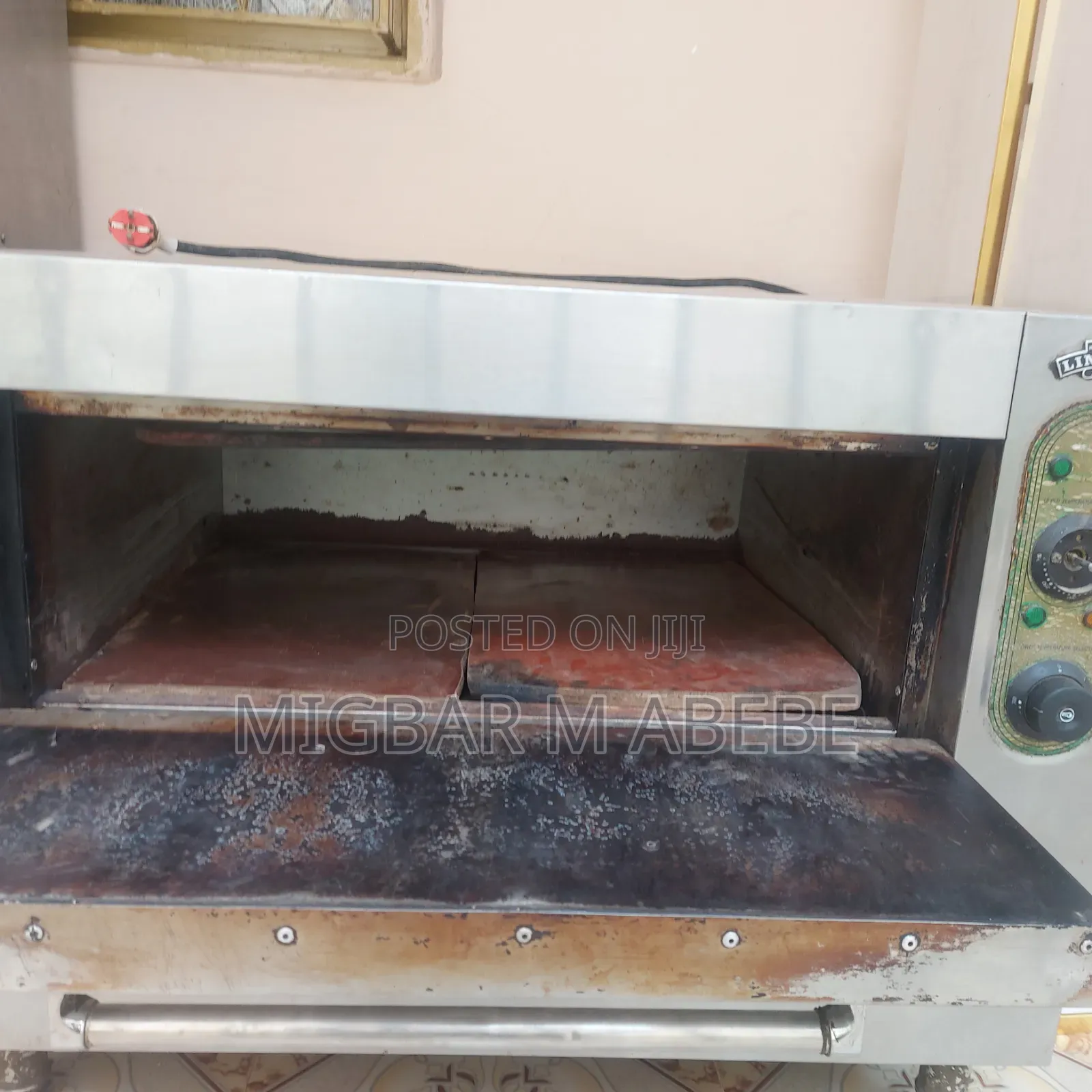 Commercial Bakery Oven – Strong, Reliable Ready to Use