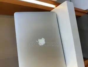 New Laptop Apple MacBook Air 2017 8GB Intel Core i5 SSD 256GB