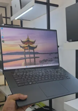 New Laptop Dell Inspiron 15 16GB Intel Core i7 SSD 512GB
