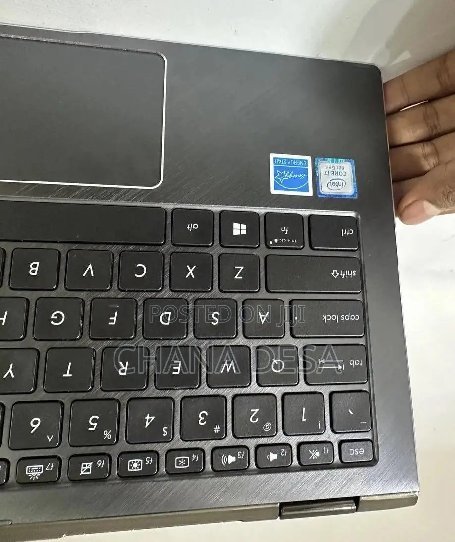 New Laptop Asus Zenbook 13 OLED 16GB Intel Core i7 SSD 256GB