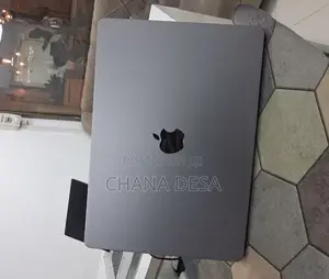New Laptop Apple MacBook Air 2024 M3 8GB Apple M4 SSD 512GB