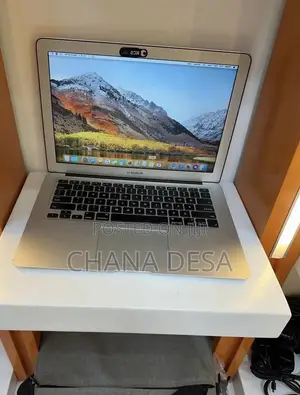 New Laptop Apple MacBook Air 2017 8GB Intel Core i5 SSD 256GB