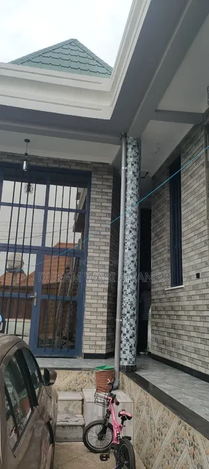 Furnished 7bdrm Villa in Bishoftu 105, East Shewa for sale