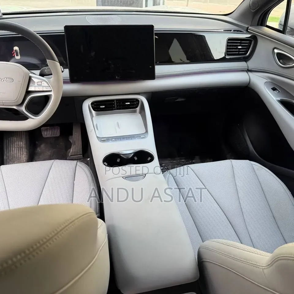 New BYD Sealion 06 EV 2025 Gray