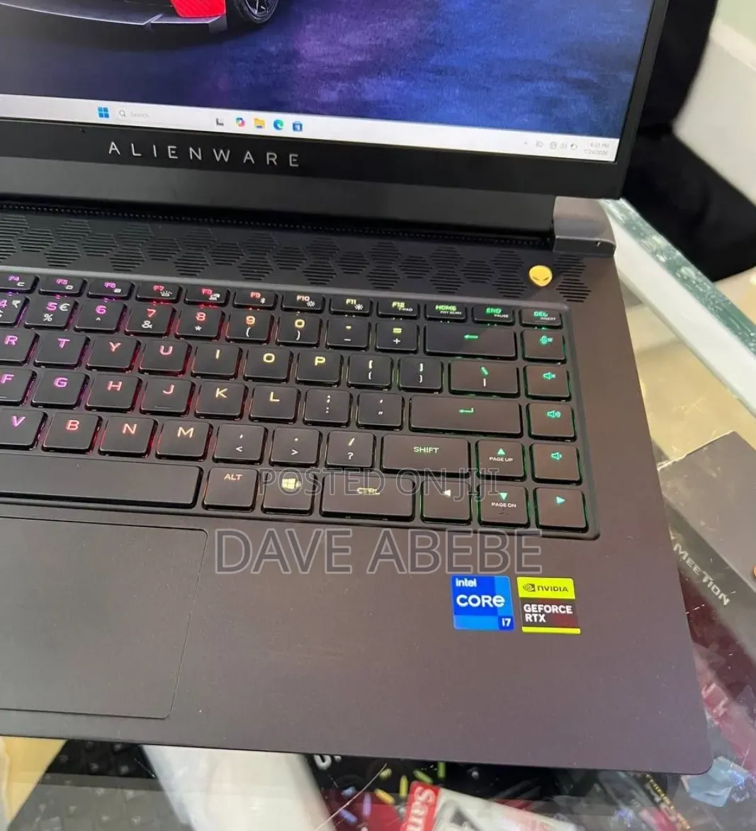 New Laptop Alienware 16x Aurora 16GB Intel Core i7 SSD 512GB